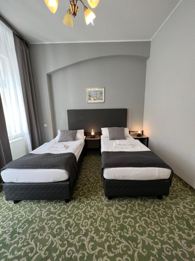 Hotel Boston Karlovy Vary Exterior photo