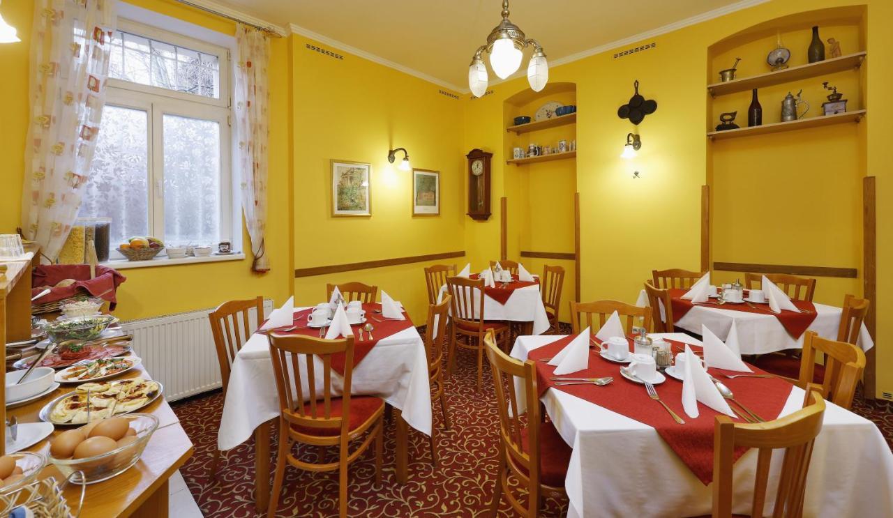 Hotel Boston Karlovy Vary Exterior photo